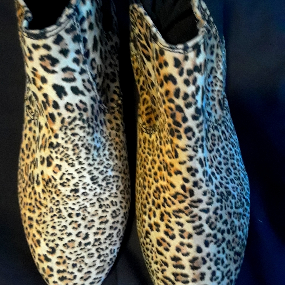 Ankle boots from England  US Size 9   New  Euro  size 41
